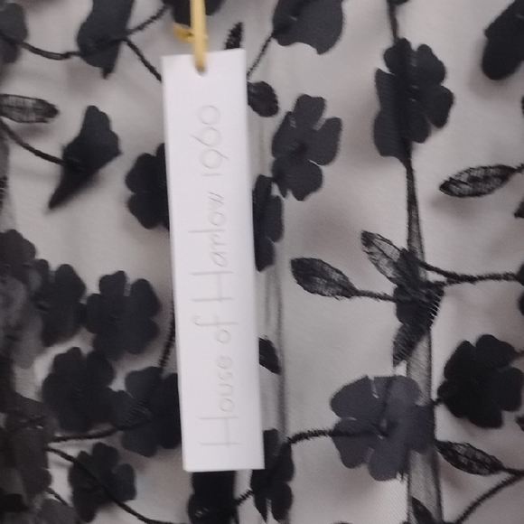 *NWT House Of Harlow 1960 Black Sheer Floral Romantic Whimsy Applique Kimono - Picture 9 of 12